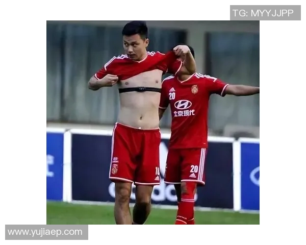 足球明星的性功能揭秘：运动表现与私生活的微妙关系分析