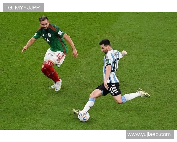 6月22日足球明星盛典回顾与精彩瞬间盘点